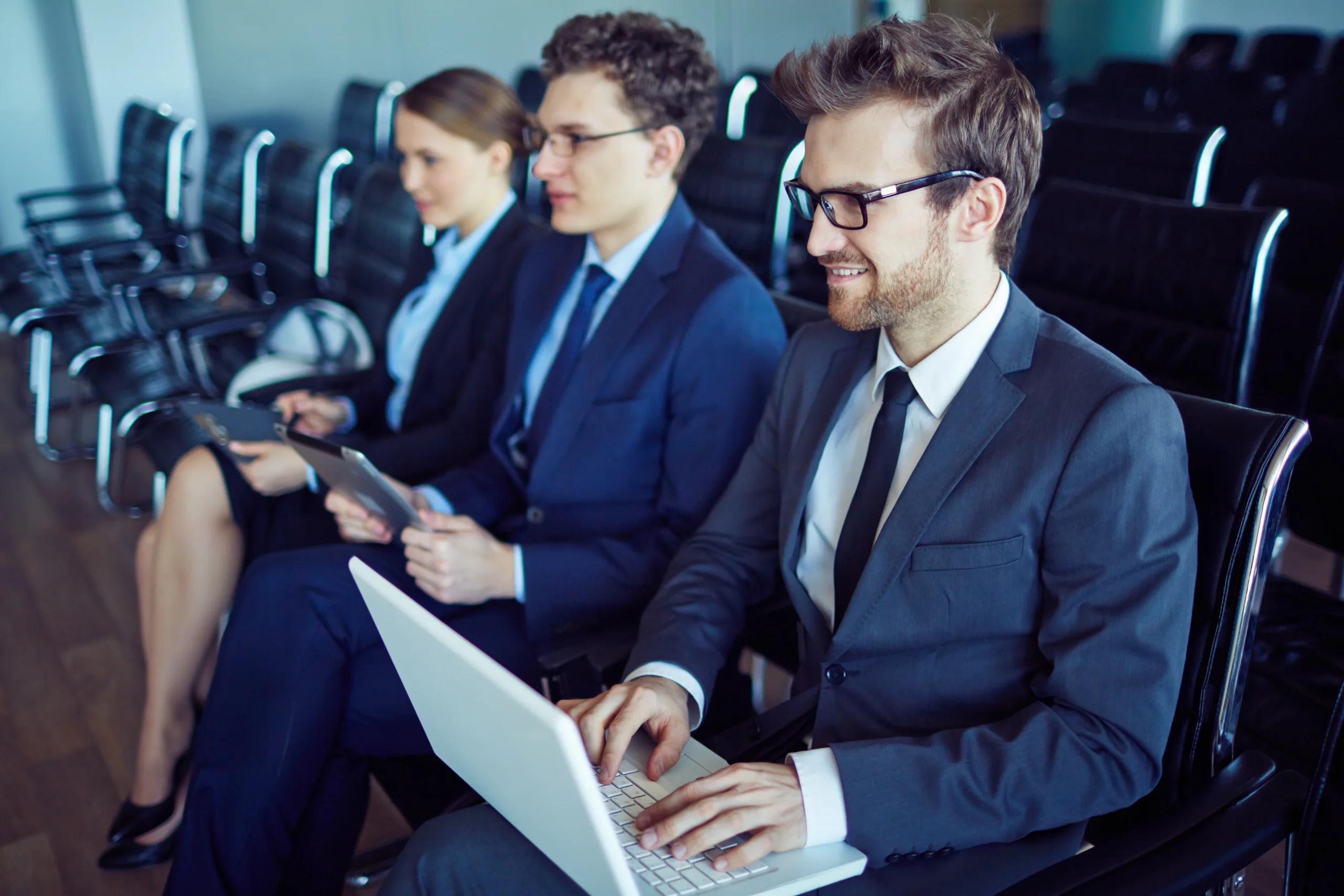businesspeople-prepared-conference