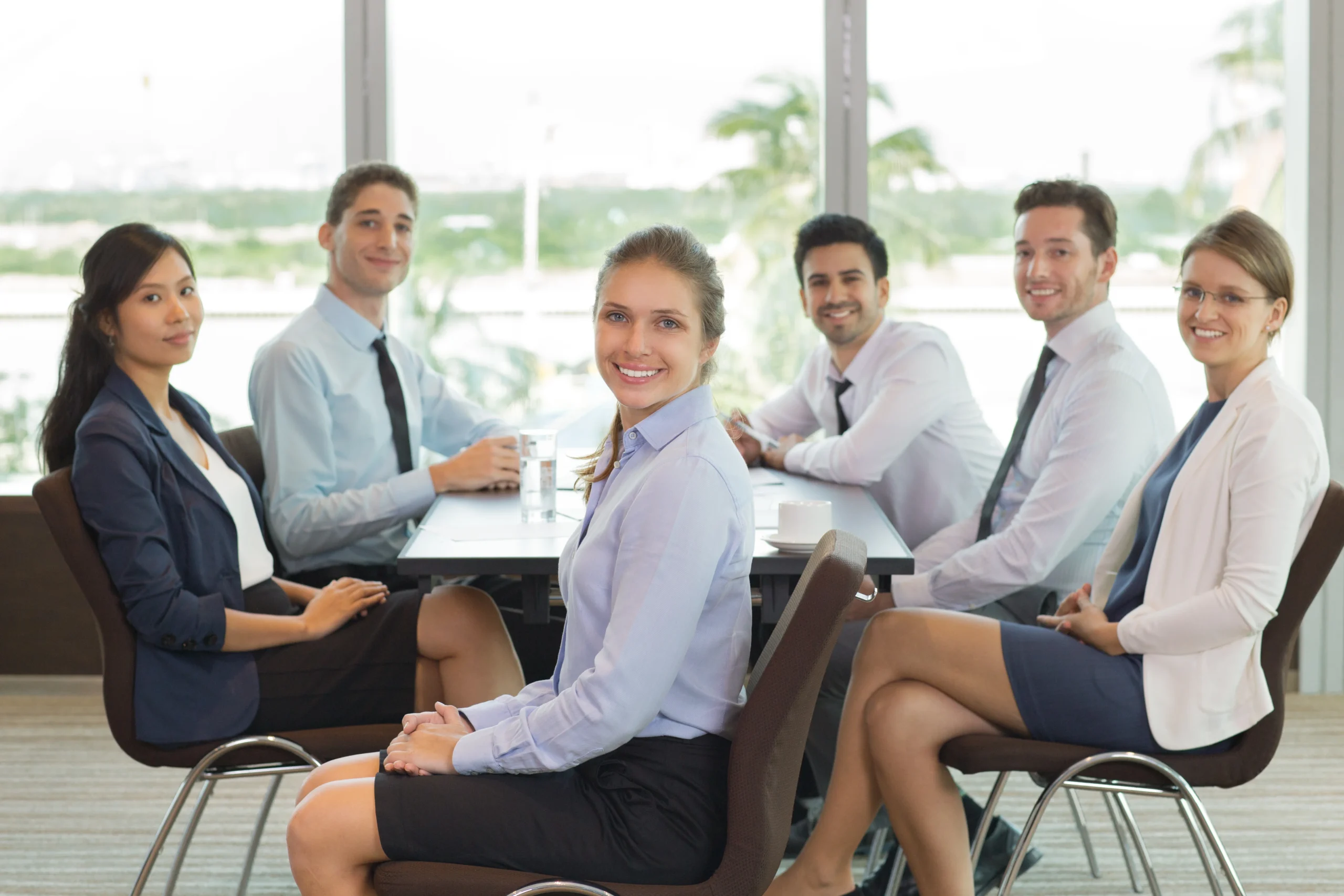 businesswoman-team-sitting-office
